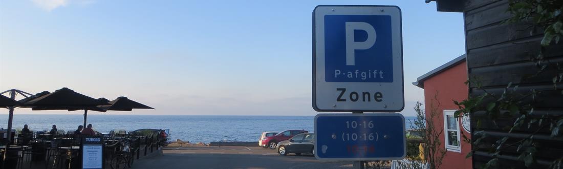 Parkeringszone ved Gudhjem havn